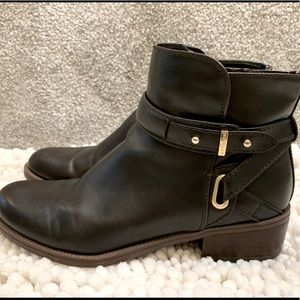 Women’s Boots Size 6